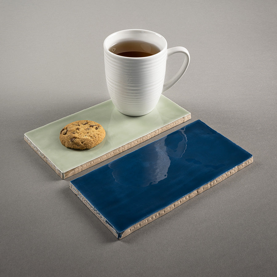 Bases em cerâmica para chávenas de chá ou café