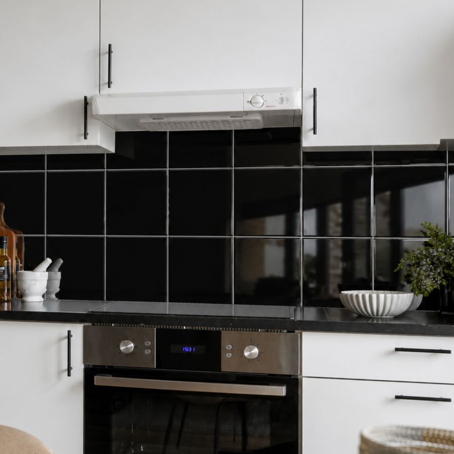 Plain Wall Tile 20x20 | Black 150 Glossy