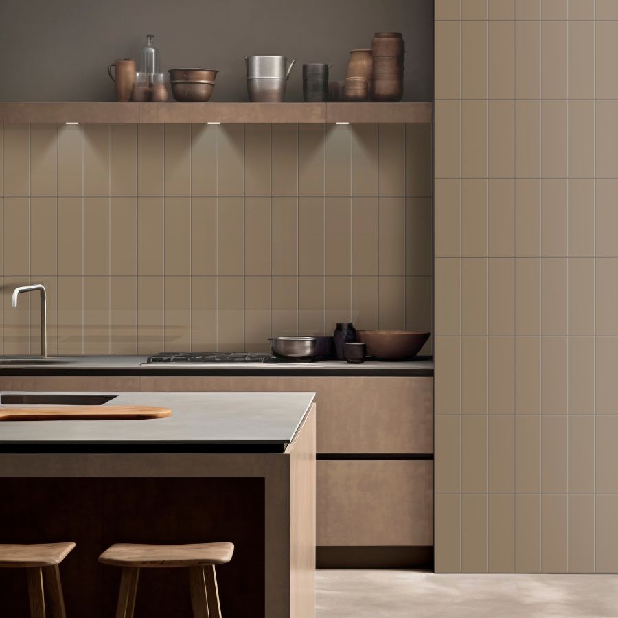 Plain Wall Tile M10x30 | Mocha 1450 Glossy